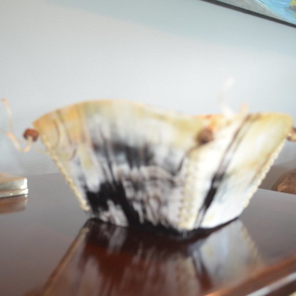 Cow Horn Bowl  #C-2  Chico medio - Picture 4 of 6
